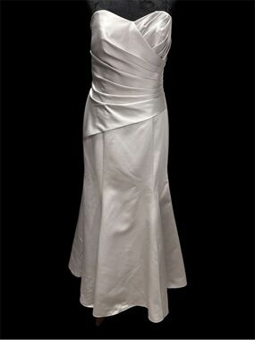 Alfred Angelo Strapless White Satin Draped Bodice Evening Gown